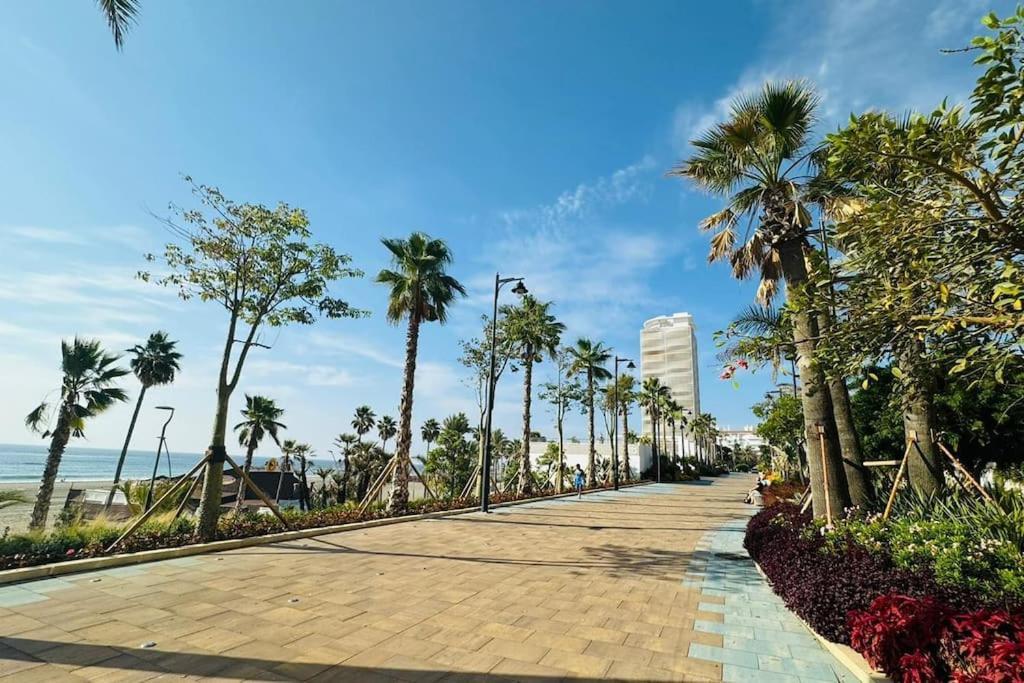 Room City Estepona Estudio Mar Exterior foto